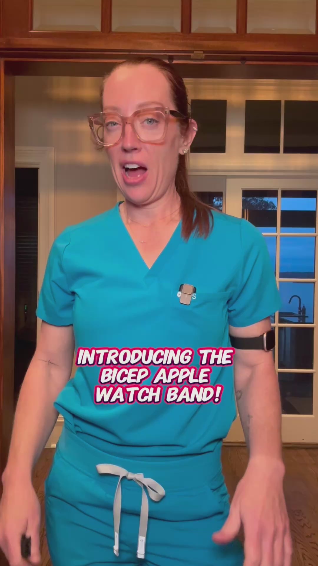 Dr. Betsy Grunch / Ladyspinedoc in a video overview of her Adjustable Bicep Smartwatch band for Apple Watch.