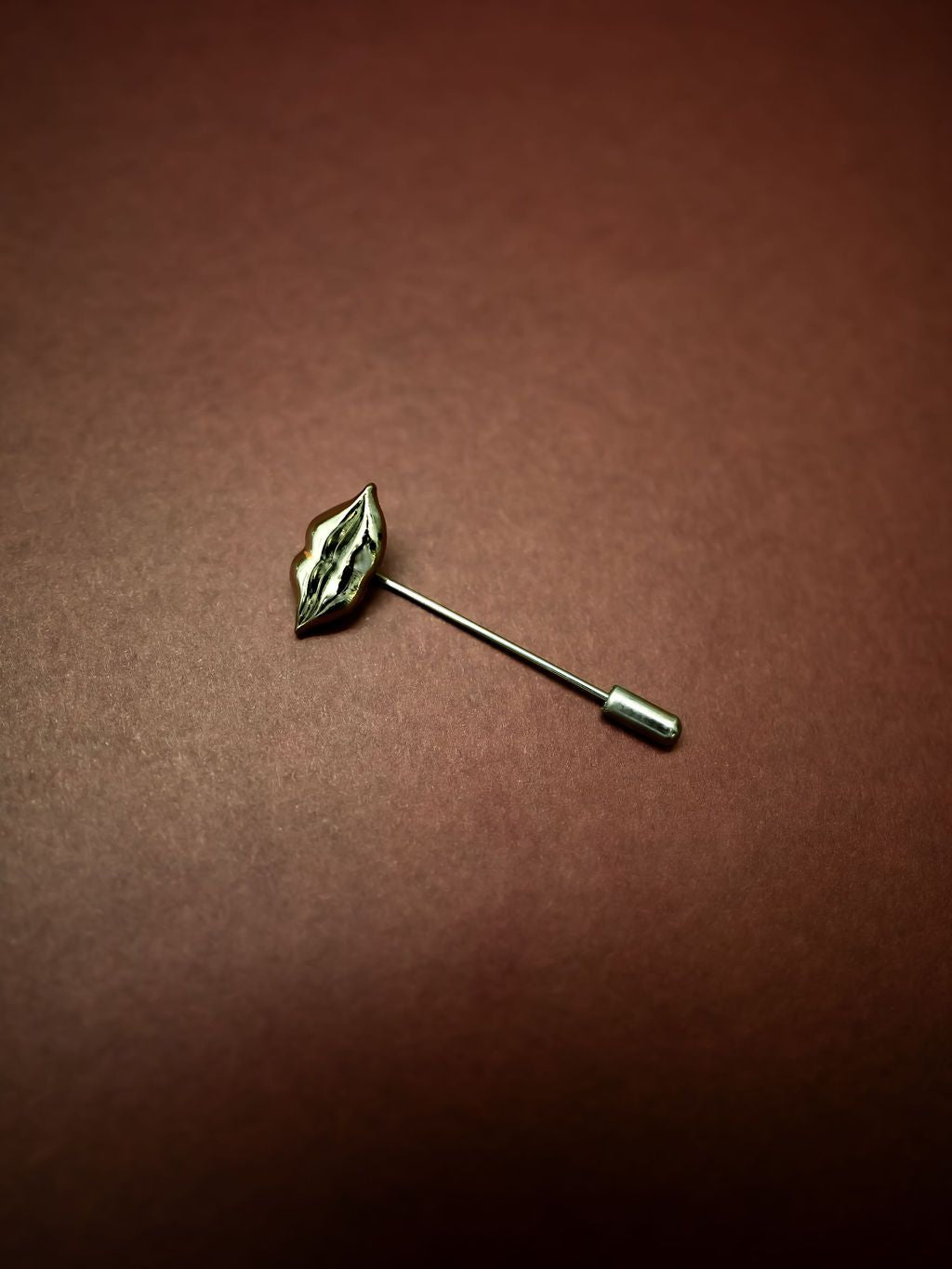 The Confidence Doc Collab: Lips Pin